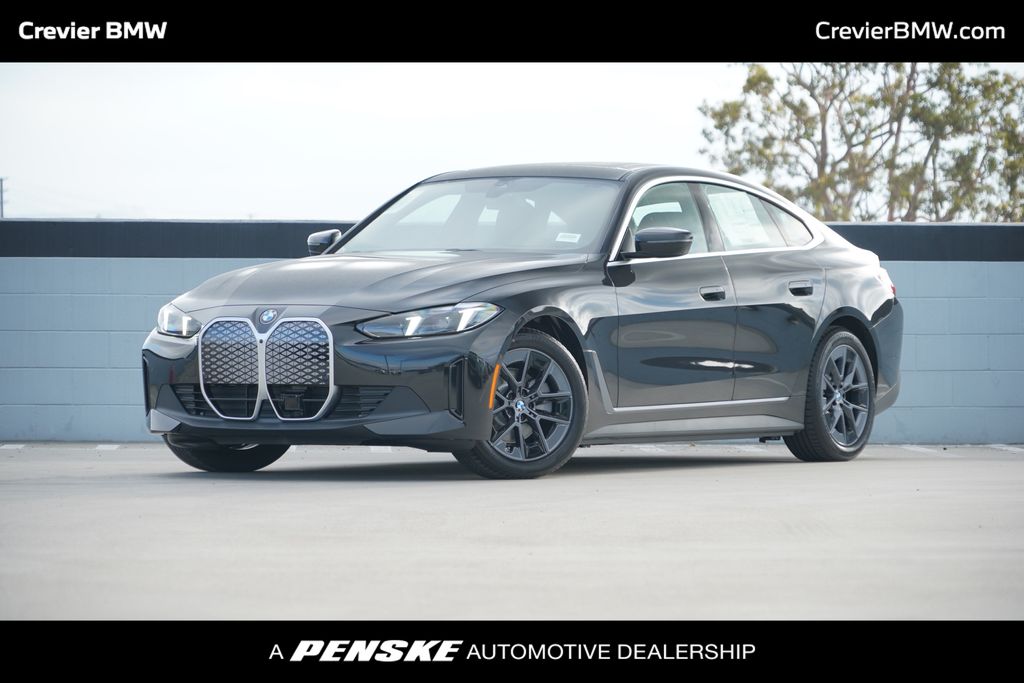 Thumbnail: 2026 BMW i4 - 1