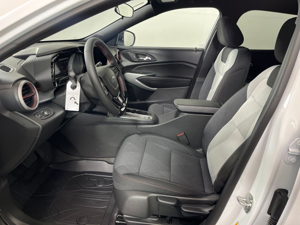 Thumbnail: 2026 Chevrolet Trax - 21