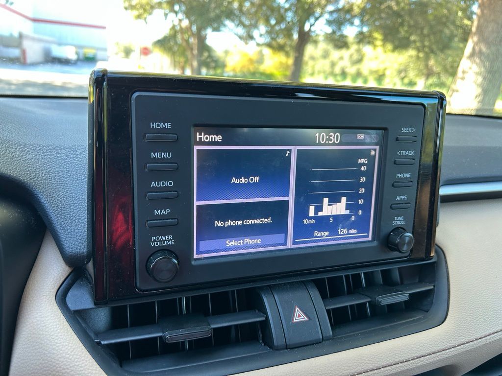 Thumbnail: 2019 Toyota RAV4 - 23