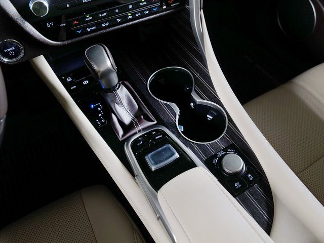 Used 2019 White Lexus 450h image 14