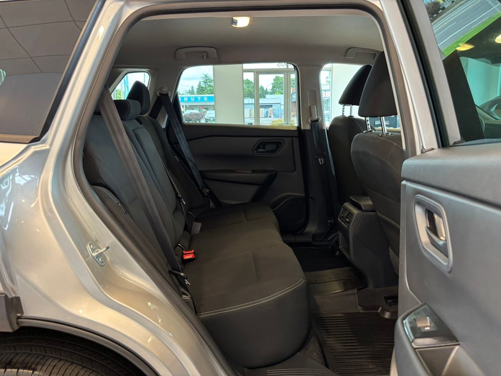 2025 Nissan Rogue S