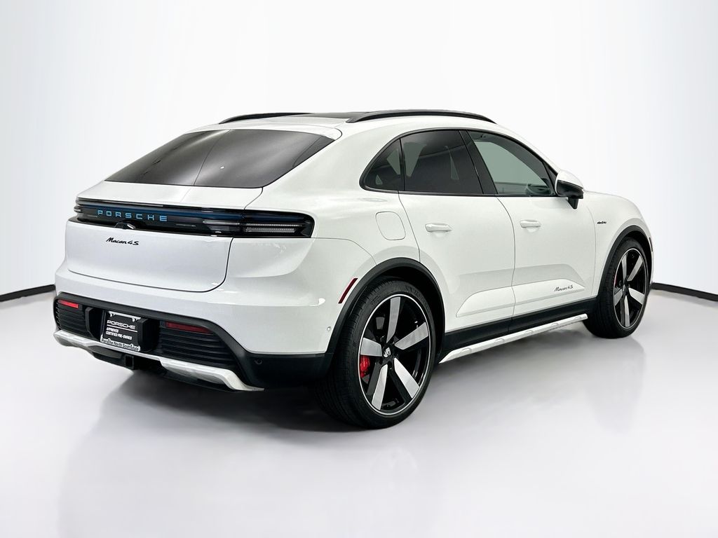 Thumbnail: 2025 Porsche Macan - 7