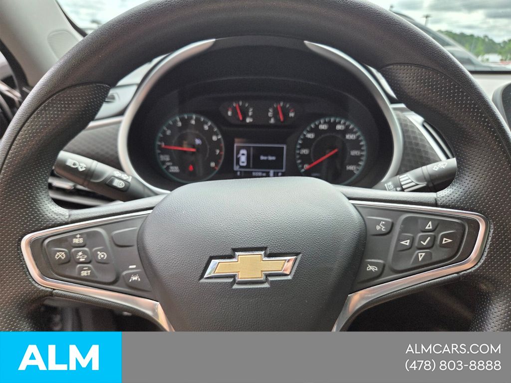 Used 2024 Gray Chevrolet LT image 23