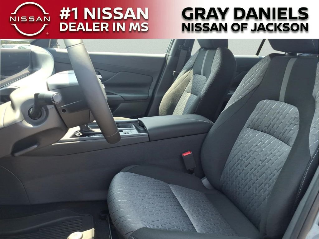 New 2027 Nissan Sentra Sedan