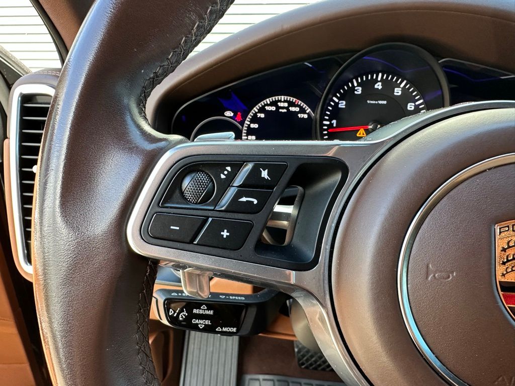 Thumbnail: 2023 Porsche  - 17