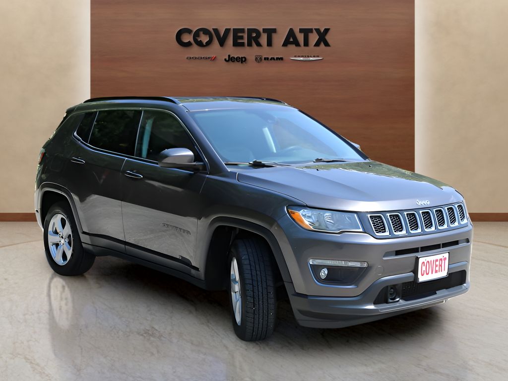 Used 2021 Gray Jeep Latitude image 7