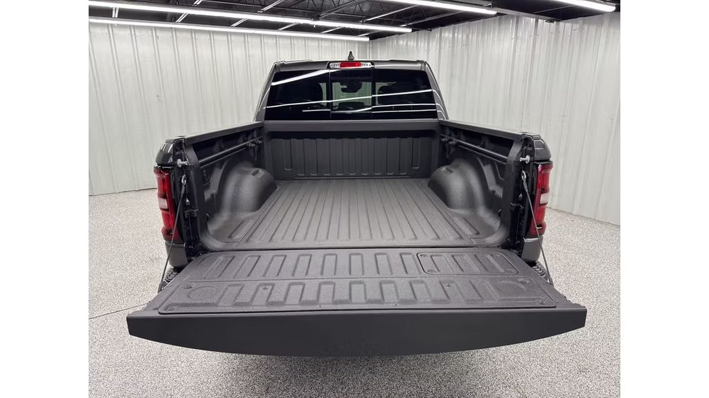 2026 Ram 1500 Laramie - 4
