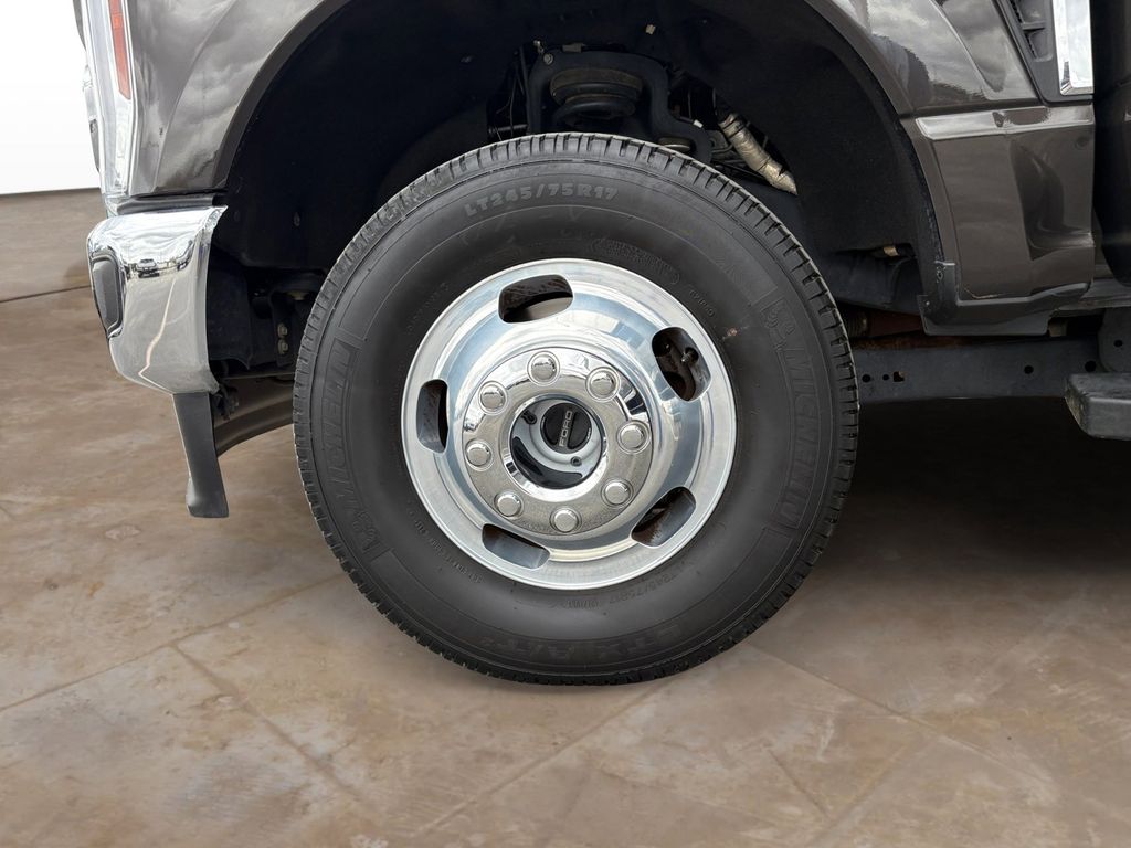 Used Car 2024 Ford F-350sd  Lariat For Sale Under $70,000 In Floresville, Texas