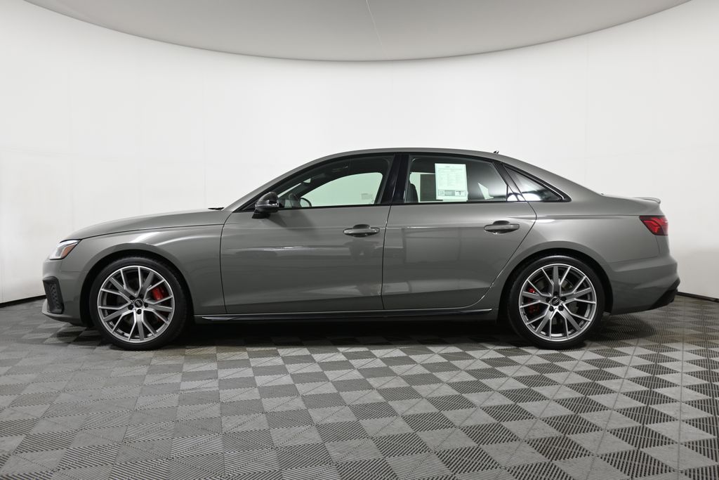 Thumbnail: 2023 Audi S4 - 2
