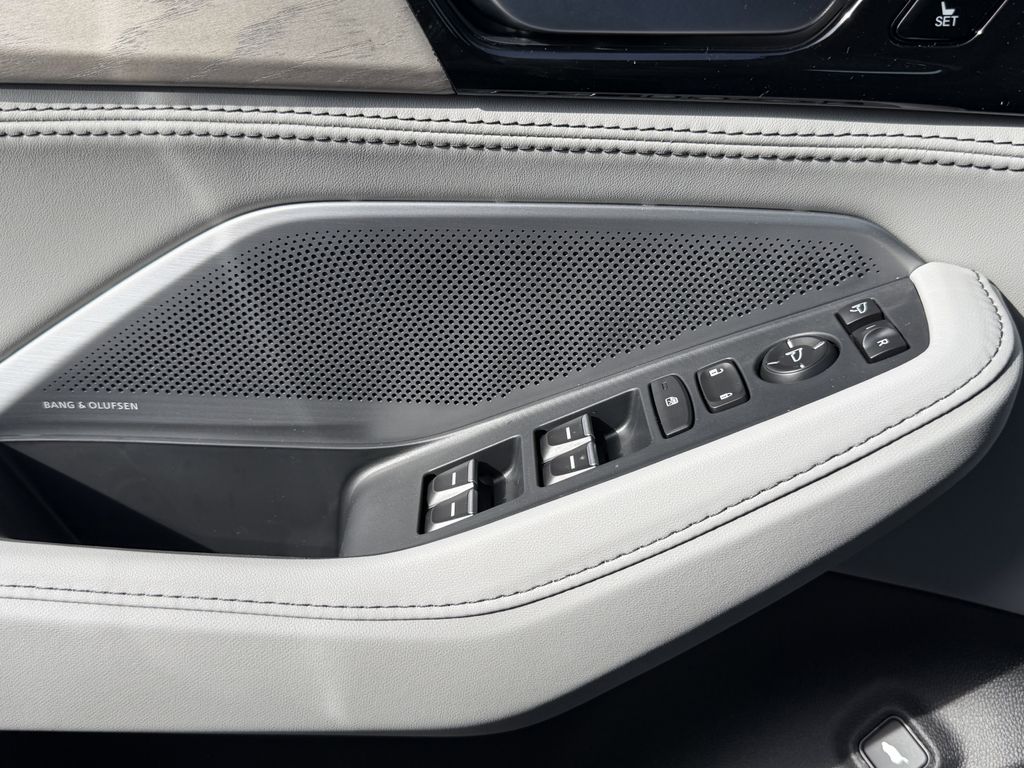 new 2026 Acura MDX car, priced at $68,250