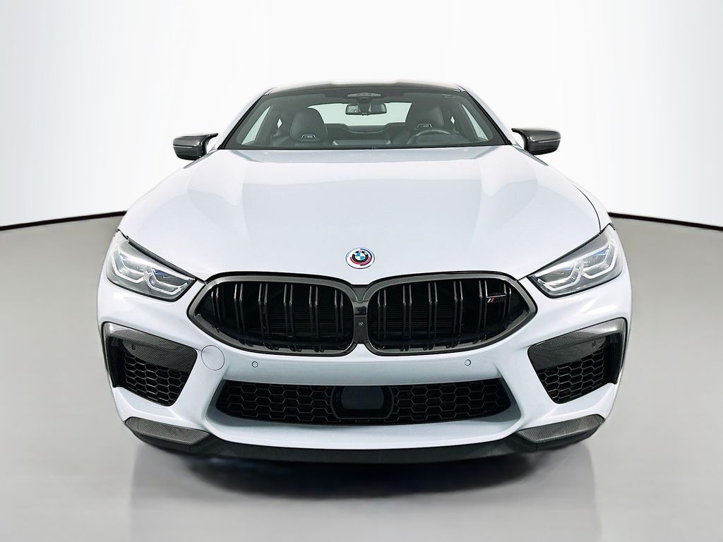 Thumbnail: 2023 BMW M8 - 2