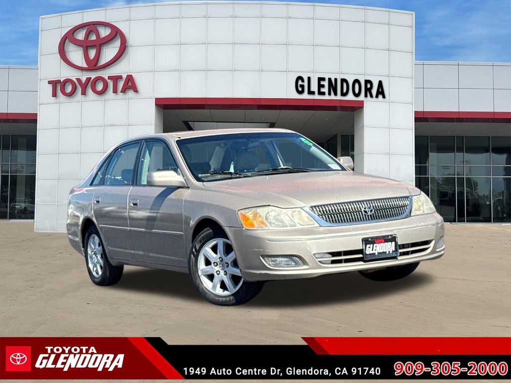 Used 2000 Toyota Avalon XLS with VIN 4T1BF28B3YU032532 for sale in Glendora, CA