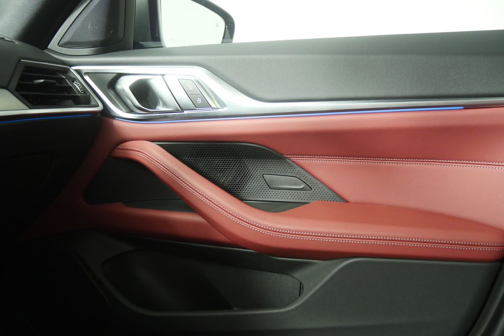 Thumbnail: 2023 BMW i4 - 25