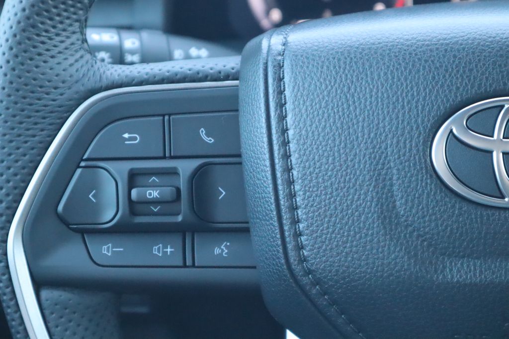 Thumbnail: 2025 Toyota Tacoma - 11