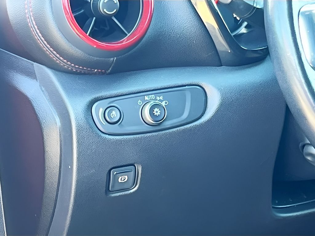 Used 2021 Red Chevrolet RS image 10
