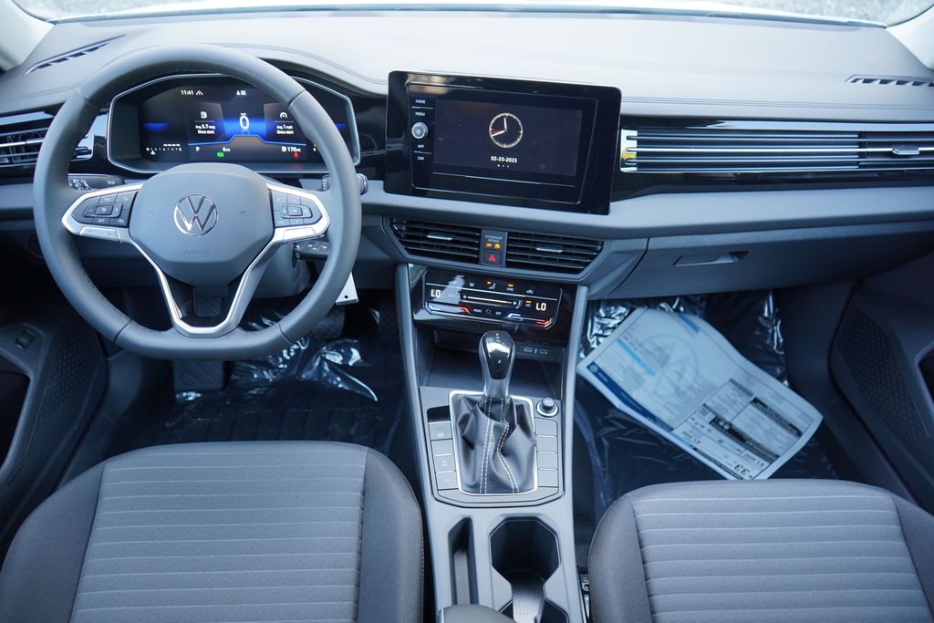 2025 Volkswagen Jetta S 11