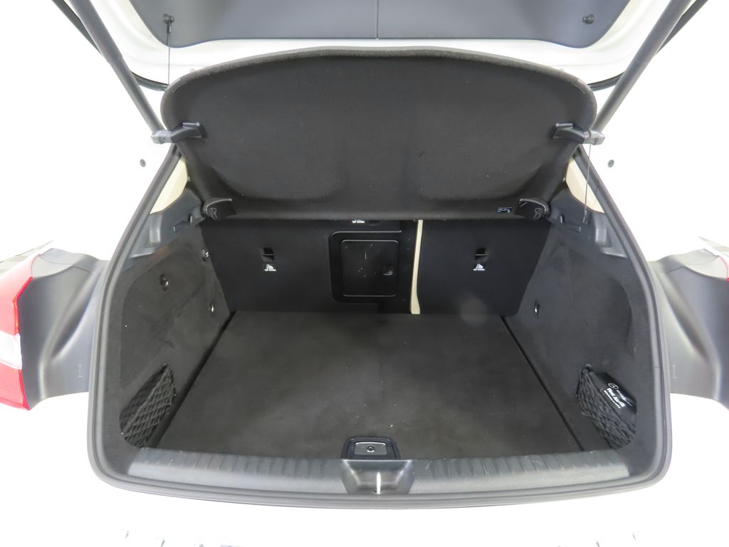 Thumbnail: 2018 Mercedes-Benz GLA - 26