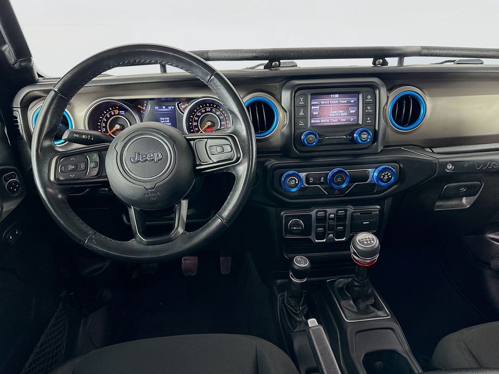 Thumbnail: 2020 Jeep Wrangler - 21