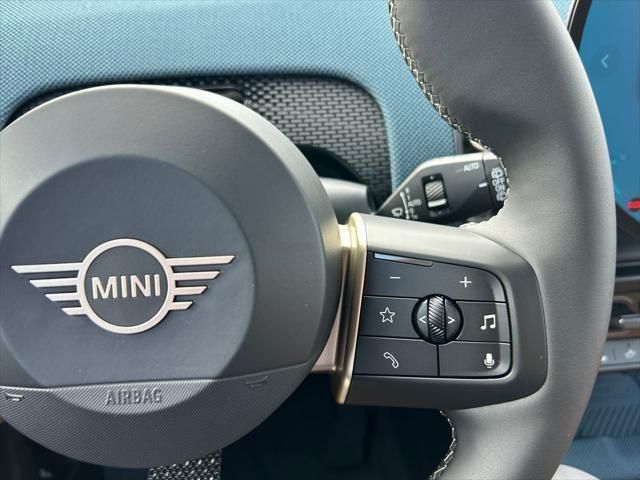 Thumbnail: 2026 MINI Cooper Countryman - 16