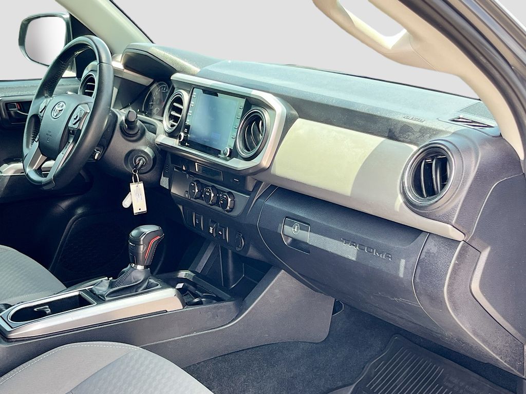 Used 2022 Gray Toyota SR5 image 26
