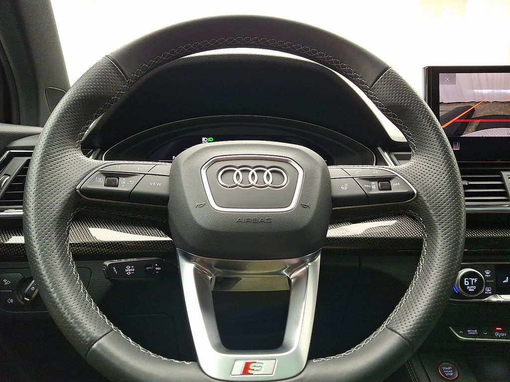 Thumbnail: 2023 Audi SQ5 - 21