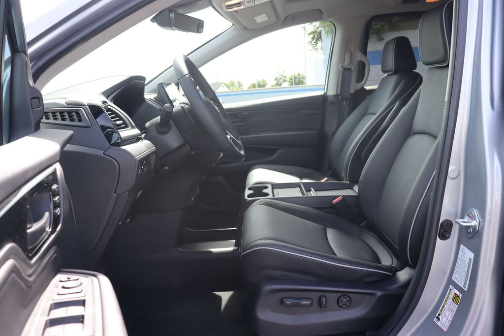 Thumbnail: 2025 Honda Odyssey - 30