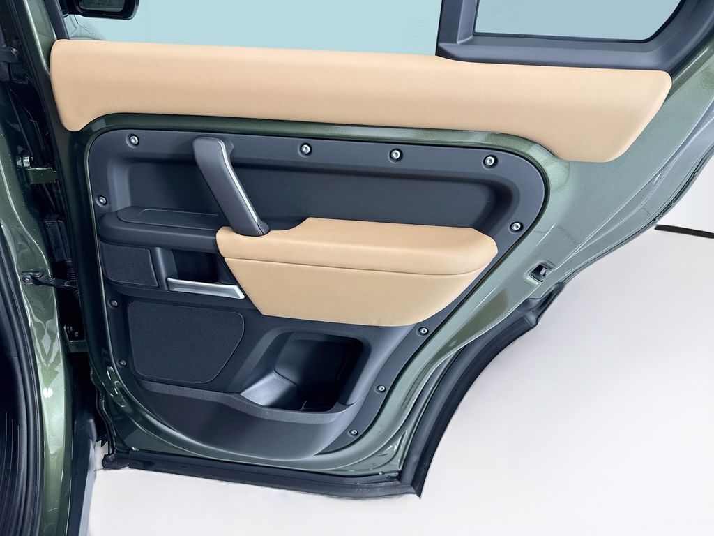 Thumbnail: 2026 Land Rover Defender - 27