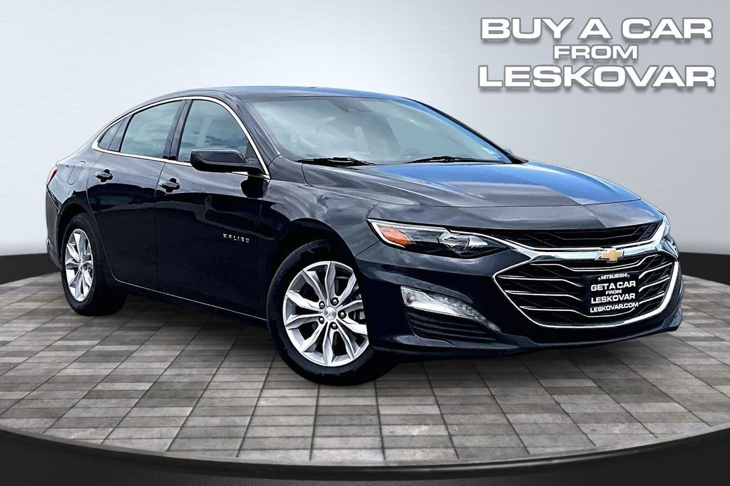 2023 Chevrolet Malibu LT with 1LT FWD