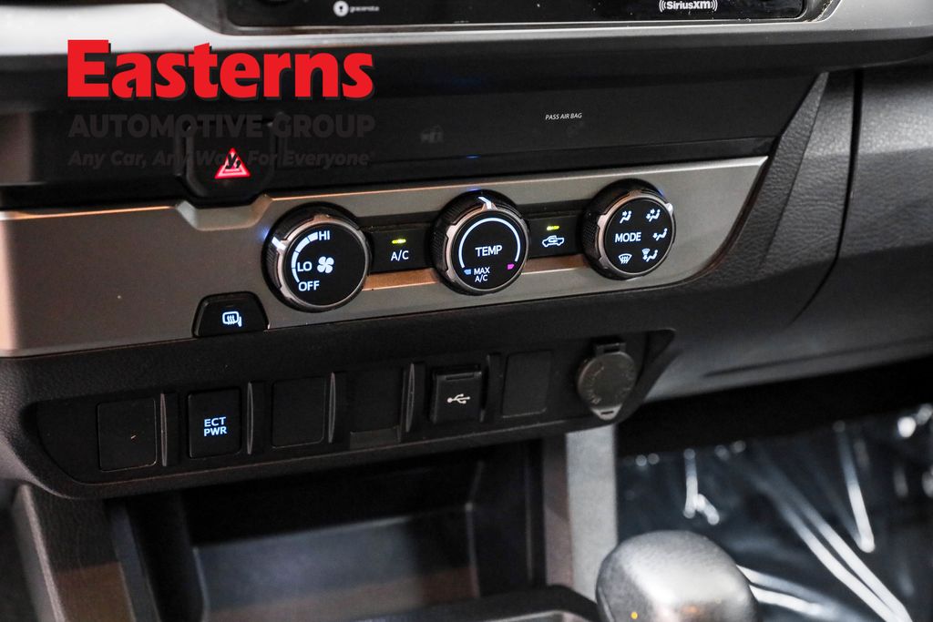 Used 2021 White Toyota SR image 19