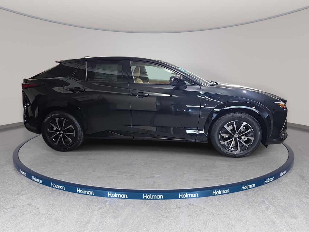 New 2026  Lexus 450e Premium image 4