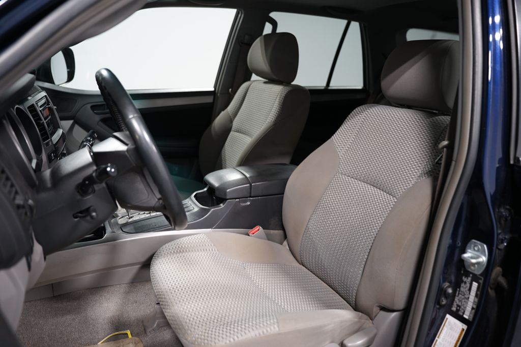 Thumbnail: 2008 Toyota 4Runner - 6