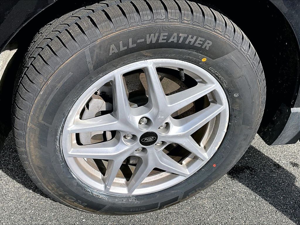 2024 Ford Edge — photo 7