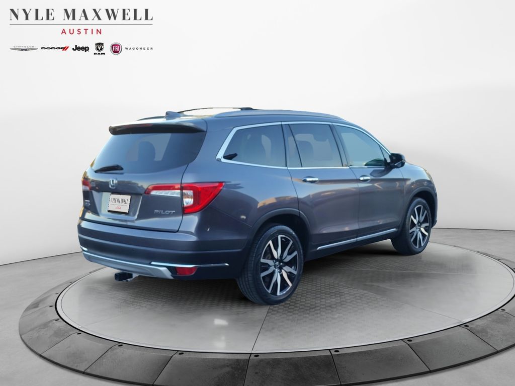 Used Car 2022 Honda Pilot  Touring For Sale Under $30,000 In Austin, Texas