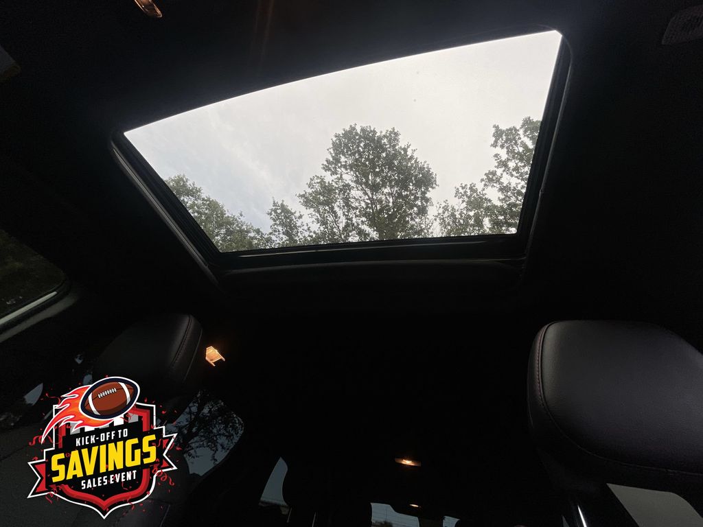 Used 2025 Toyota Sienna Van