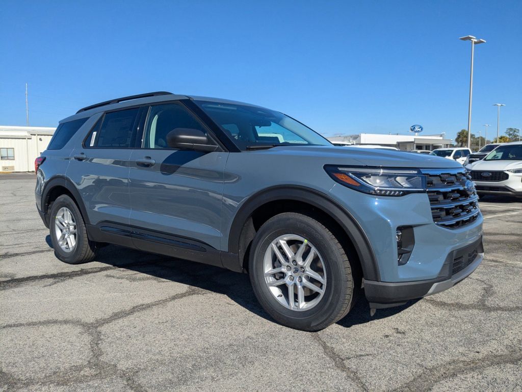 2026 Ford Explorer Active w/200A Pkg