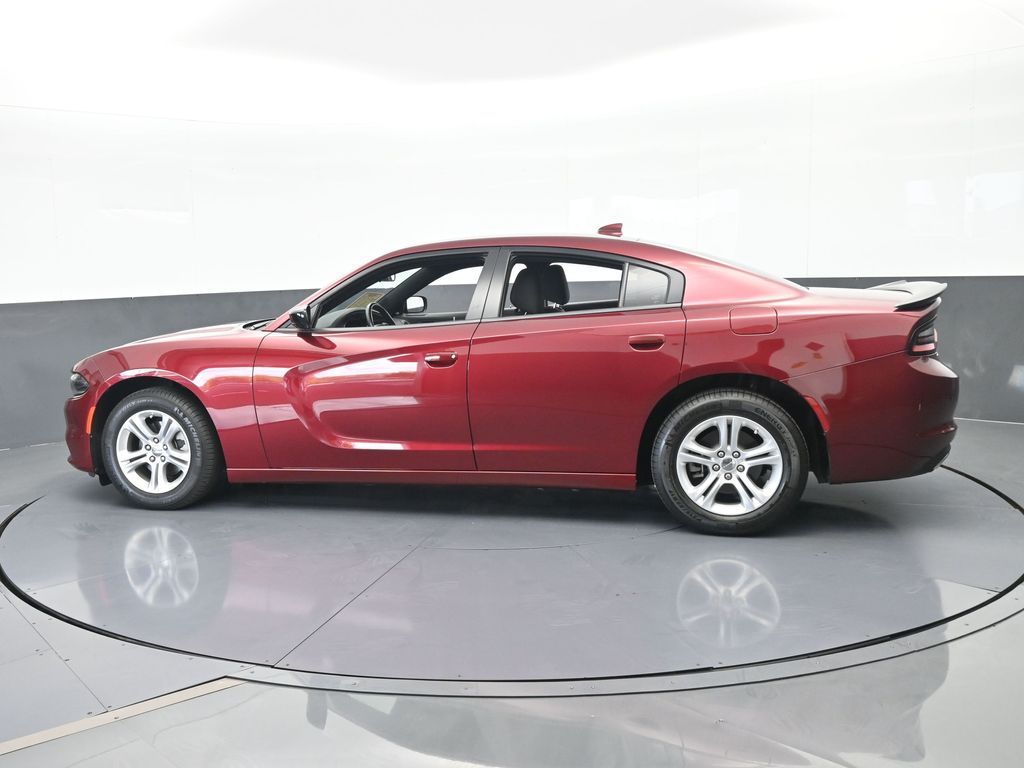 Used 2023 Octane Red Pearlcoat Dodge SXT image 3