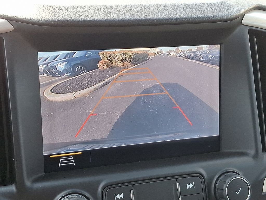 Thumbnail: 2019 GMC Terrain - 19