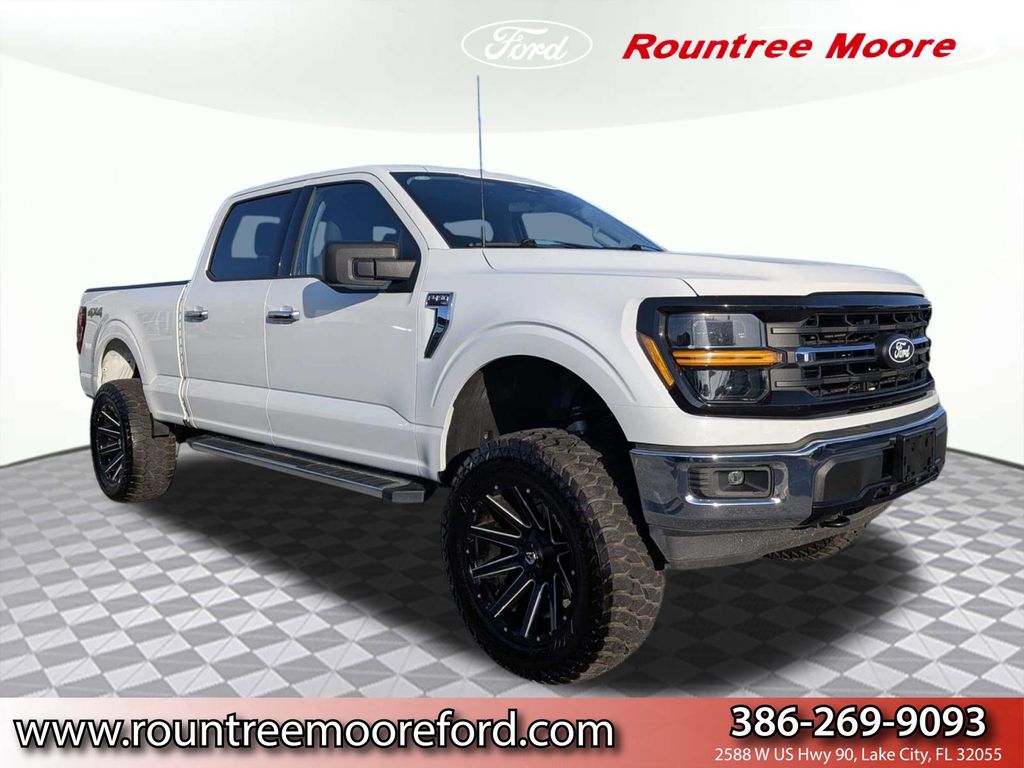Oxford White 2025 Ford F-150 Pickup Truck Four-Wheel Drive Automatic