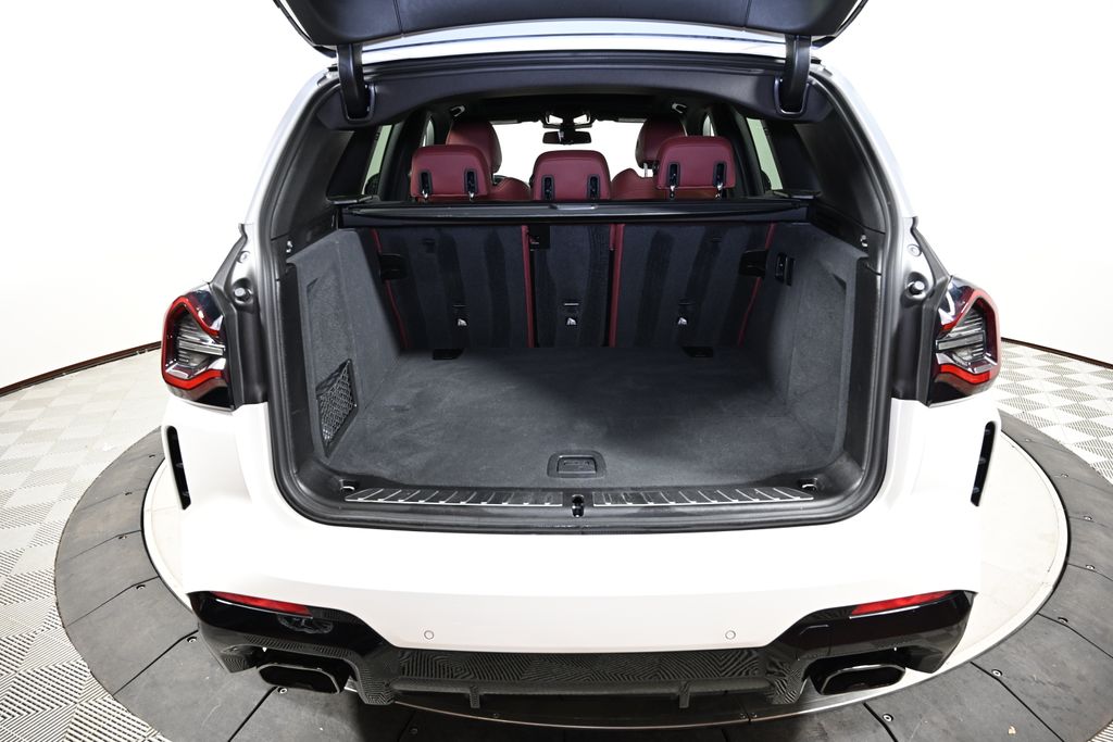 Thumbnail: 2024 BMW X3 - 10