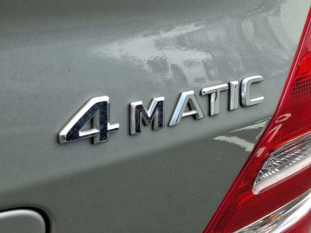 Thumbnail: 2004 Mercedes-Benz C-Class - 6