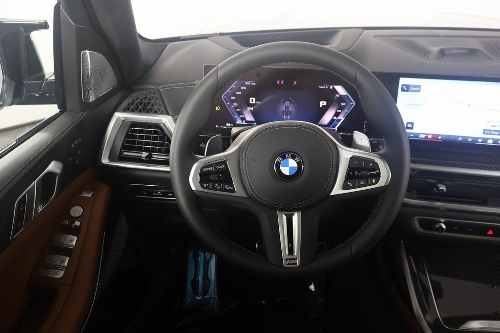 2025 BMW X7 M60i 3