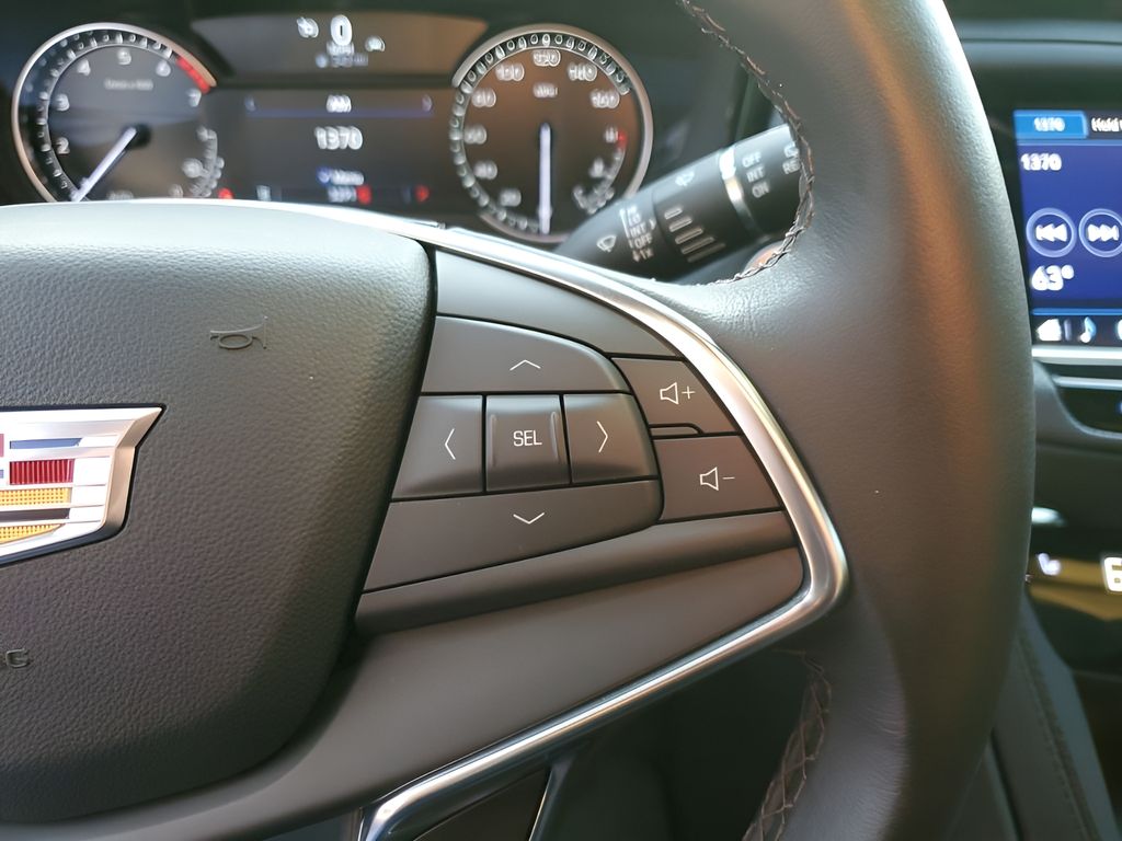 Used Car 2023 Cadillac Xt5  Luxury For Sale Under $35,000 In Austin, Texas