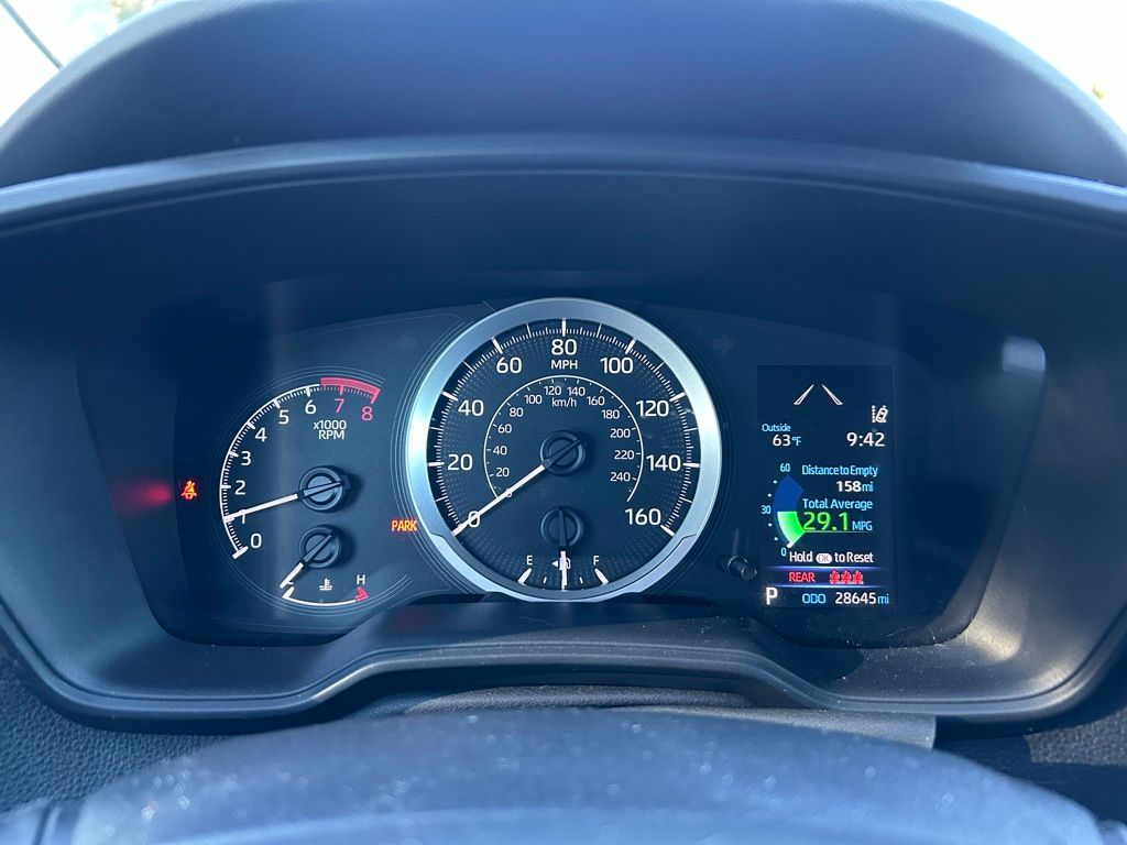 Thumbnail: 2021 Toyota Corolla - 21