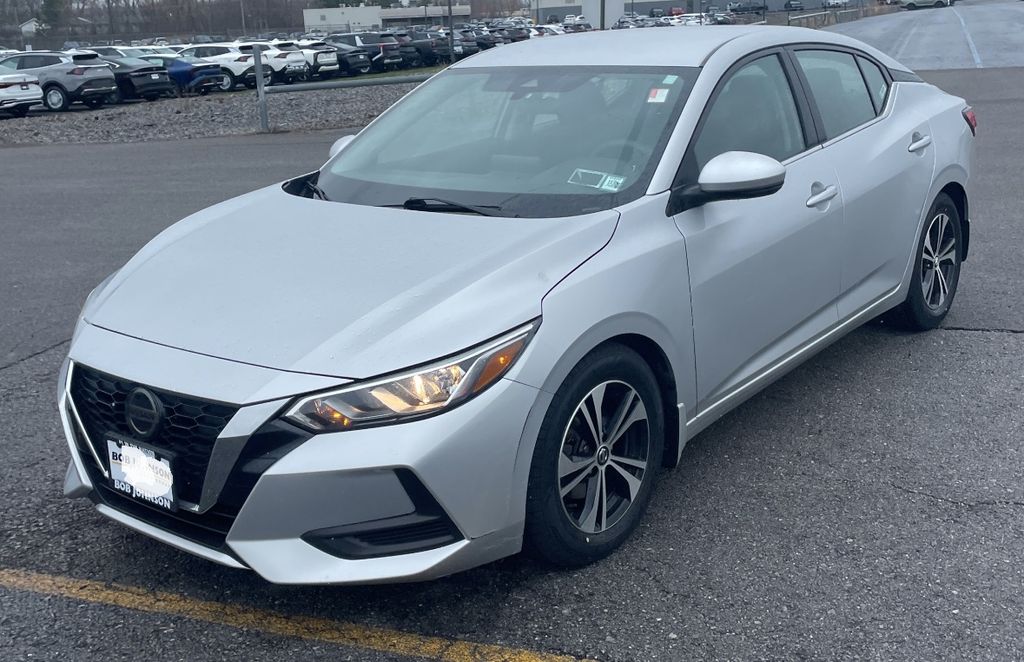 Brilliant Silver Metallic 2020 Nissan Sentra SV FWD Sedan Front-Wheel Drive Continuously Variable Transmission