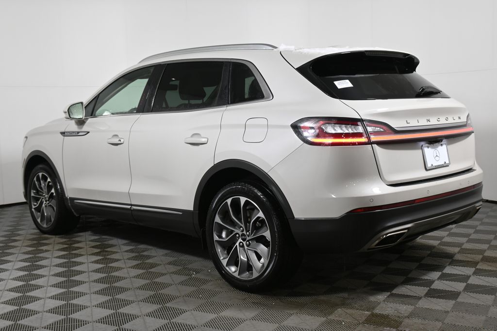 Thumbnail: 2023 Lincoln Nautilus - 8