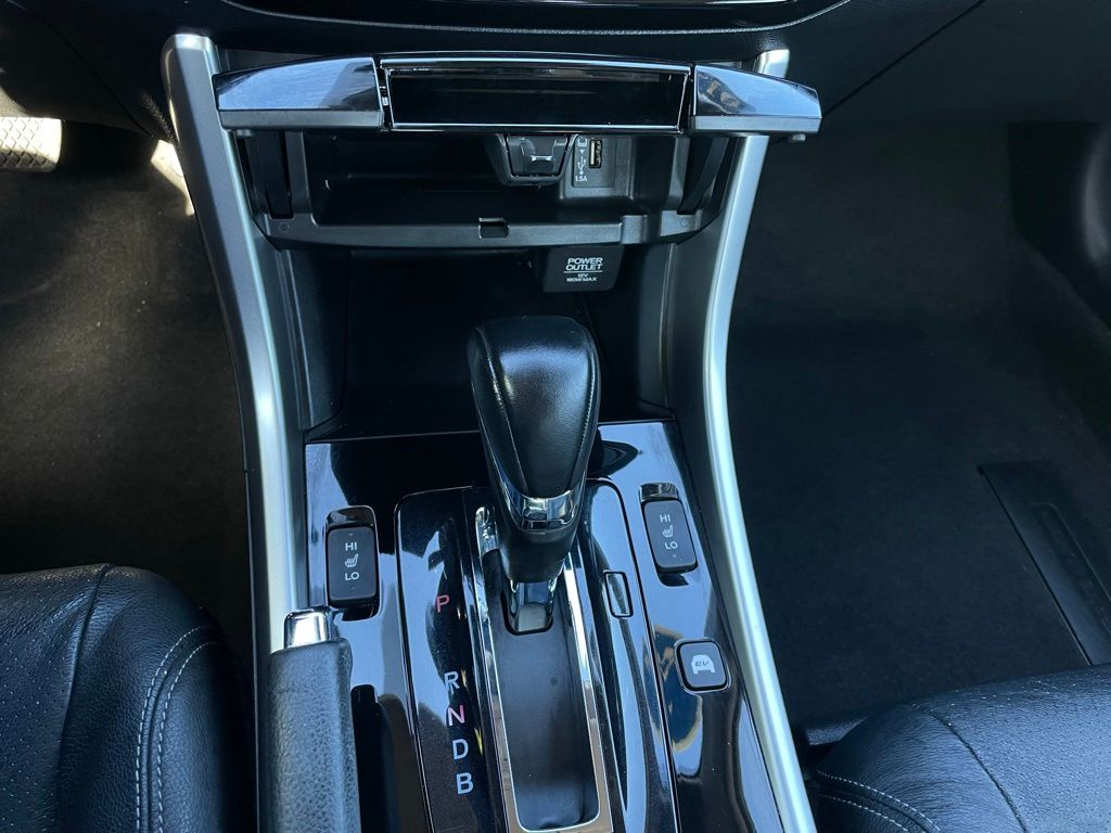 Thumbnail: 2017 Honda Accord - 20