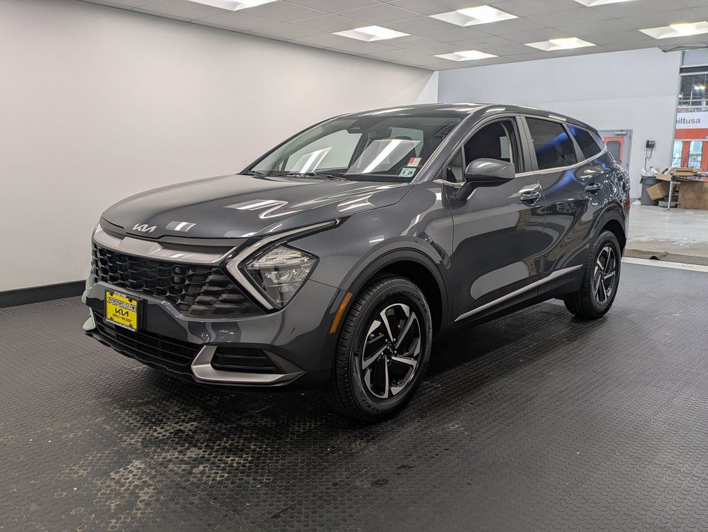 2023 Kia Sportage Hybrid LX AWD