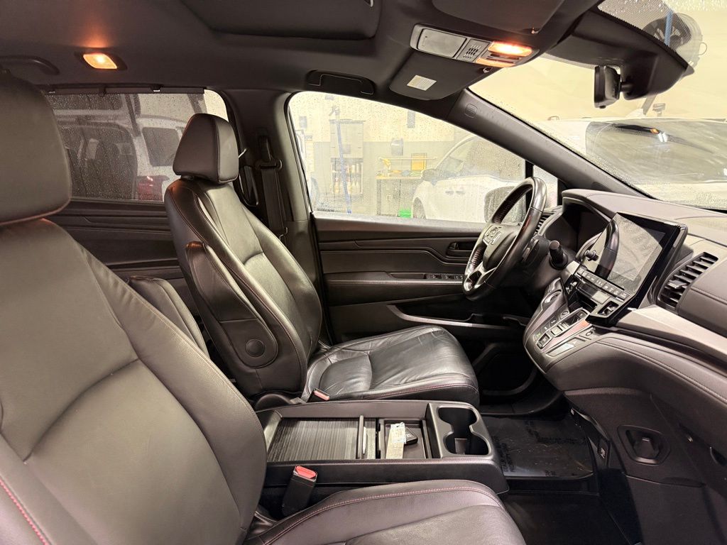 Thumbnail: 2023 Honda Odyssey - 28