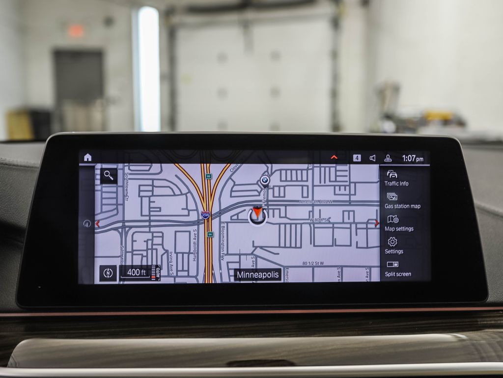 Thumbnail: 2020 BMW 5 Series - 16