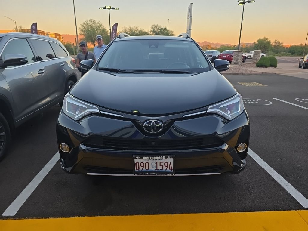 Thumbnail: 2017 Toyota RAV4 - 5